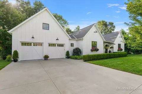 3386 Gaslight, Saugatuck, MI 49453