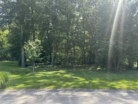Vl Hazelwood, Muskegon, MI 49442