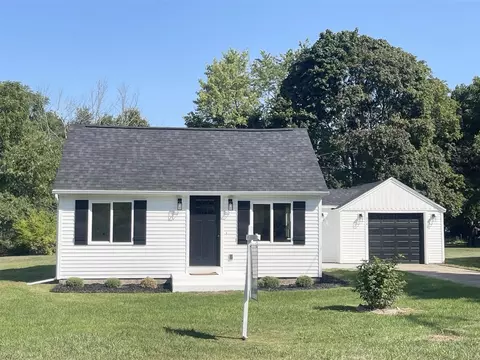 974 W W Smt, Muskegon, MI 49441