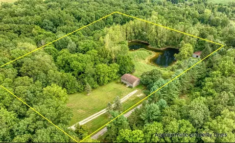 17251 English, Manchester, MI 48158