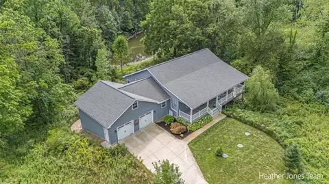 12756 Overlook, Greenville, MI 48838