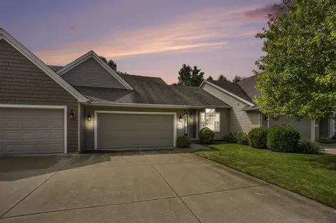 8691 Oakland Hls #2, Portage, MI 49024