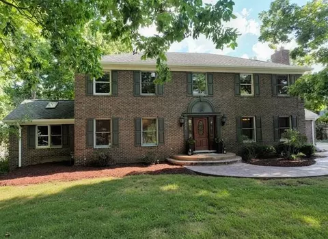 8415 Bridge, Grosse Ile, MI 48138