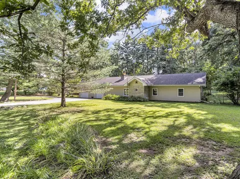 4111 Hanover, Horton, MI 49246