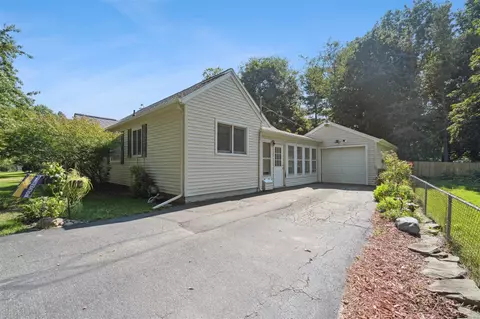 2527 Ashton, Jackson, MI 49203 photo 8