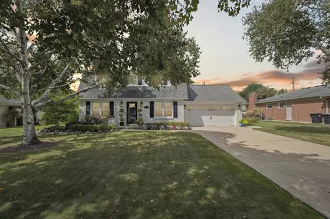 17751 Golfview, Livonia, MI 48152