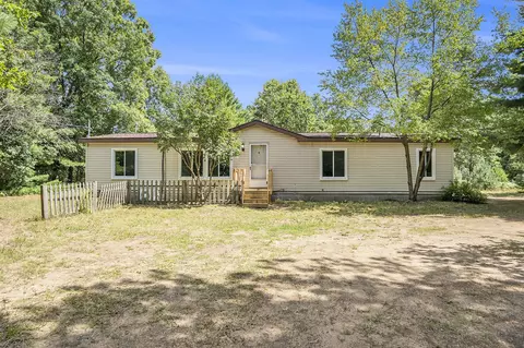 11842 S Warner, Grant, MI 49327