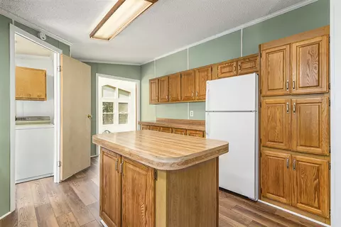 Kitchen - 11842 S Warner, Grant, MI 49327 photo 2 of 3