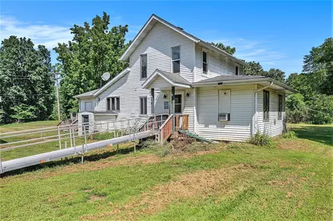 24995 M-78, Bellevue, MI 49021