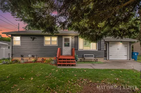 1421 Benning, Grand Rapids, MI 49504