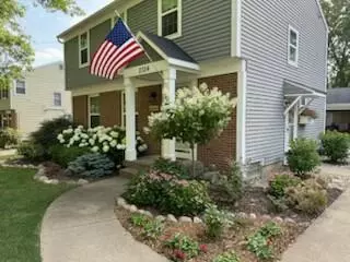 2324 Rosewood, Grand Rapids, MI 49506