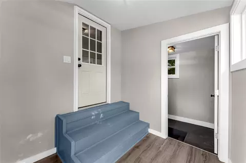 Entry Way - 739 Root, Belding, MI 48809 photo 2 of 2