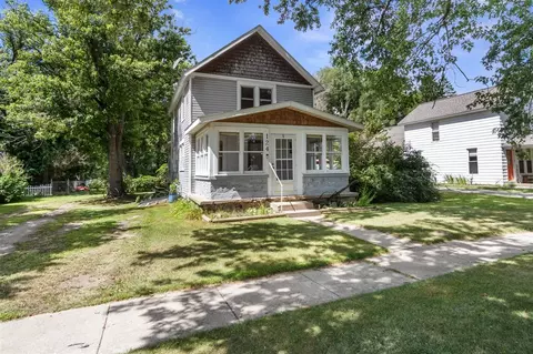 Exterior - 124 Broad, Brooklyn, MI 49230 photo 2 of 14