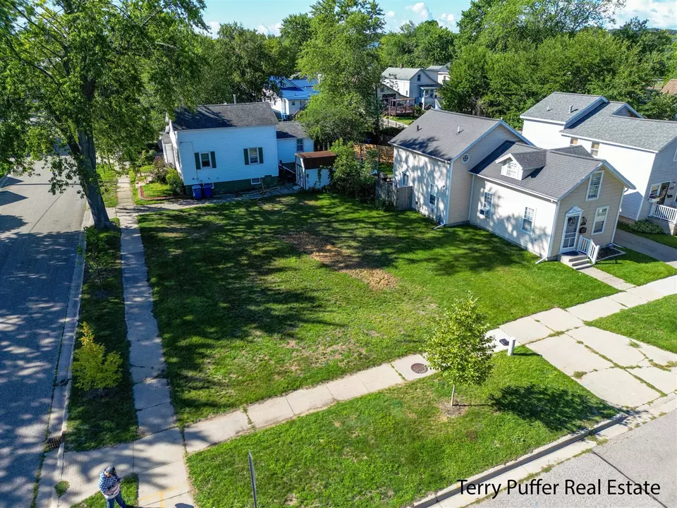  519 N 5th, Grand Haven, MI 49417 photo 7