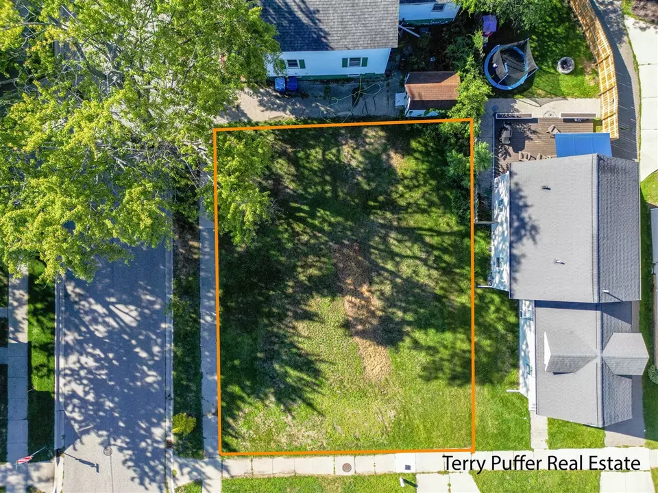  519 N 5th, Grand Haven, MI 49417 photo 1