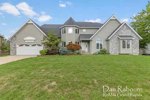 5391 Ticonderoga, Kentwood, MI 49508