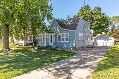1747 Martindale, Wyoming, MI 49509