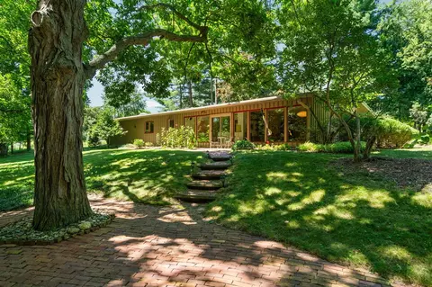 2805 Byington, Ann Arbor, MI 48105