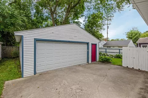 2533 Thomas, Flint, MI 48504 photo 4