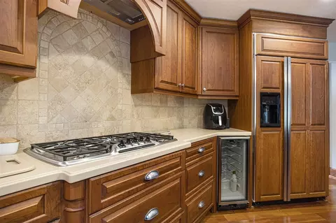 Kitchen - 7384 Thorncrest, Ada, MI 49301 photo 2 of 6