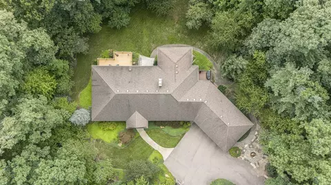 View/Area - 7384 Thorncrest, Ada, MI 49301 photo 2 of 5