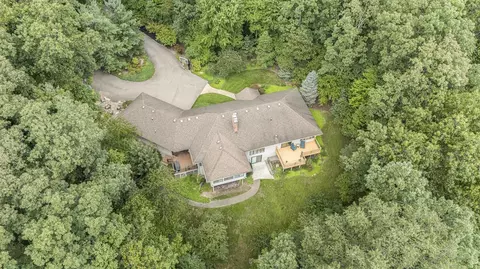 View/Area - 7384 Thorncrest, Ada, MI 49301 photo 3 of 5