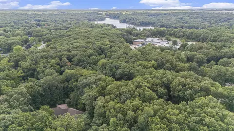 View/Area - 7384 Thorncrest, Ada, MI 49301 photo 4 of 5