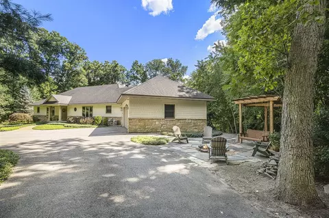 Exterior - 7384 Thorncrest, Ada, MI 49301 photo 3 of 15