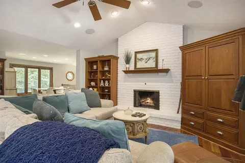 Living - 7384 Thorncrest, Ada, MI 49301 photo 3 of 5