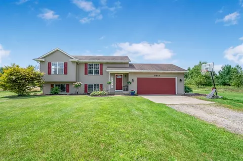 11815 Oakfield Vly, Rockford, MI 49341