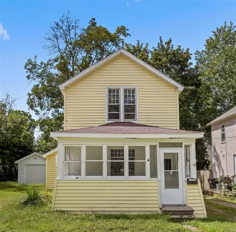 18 Garden, Hillsdale, MI 49242