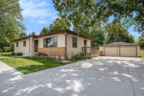 5700 Cannonsburg, Belmont, MI 49306