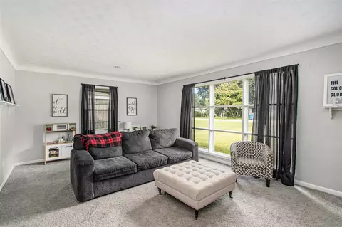 1050 Bronson, Plainwell, MI 49080 photo 5