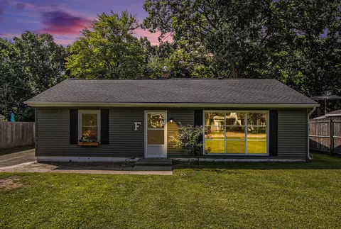 1050 Bronson, Plainwell, MI 49080