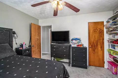 1050 Bronson, Plainwell, MI 49080 photo 13