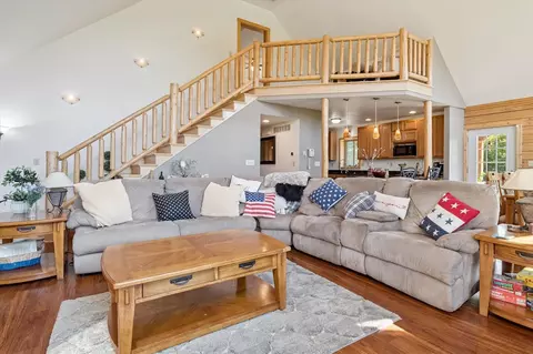 Living - 64327 Dailey, Cassopolis, MI 49031 photo 2 of 3