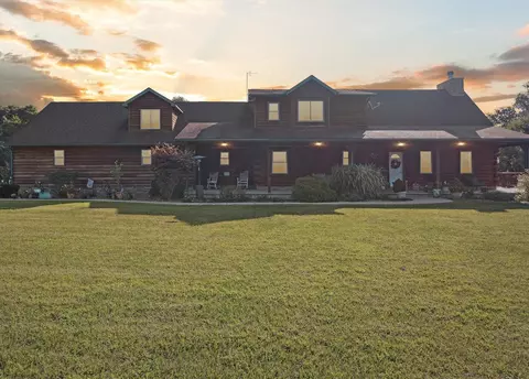 Exterior - 64327 Dailey, Cassopolis, MI 49031 photo 4 of 13