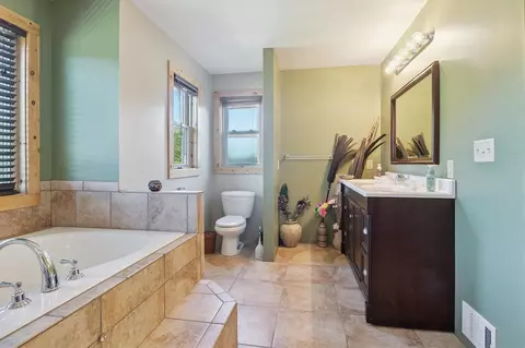 Bath - 64327 Dailey, Cassopolis, MI 49031 photo 3 of 3