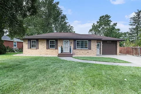 1541 48th, Kentwood, MI 49508