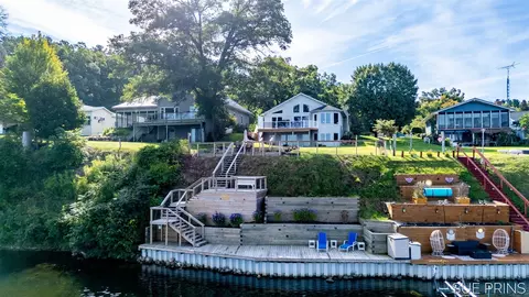 5855 Ridge, Newaygo, MI 49337