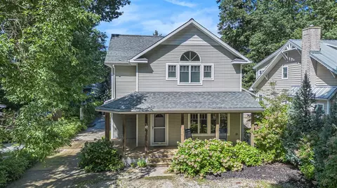 35 3rd, South Haven, MI 49090