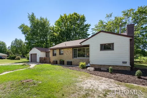 3375 Worden, Muskegon, MI 49445