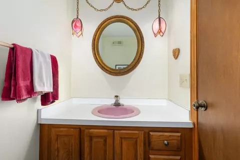Bath - 11162 Harpham, Eagle, MI 48822 photo 3 of 3