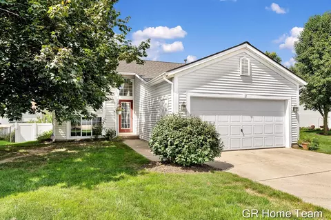 709 Cashew, Grand Rapids, MI 49504