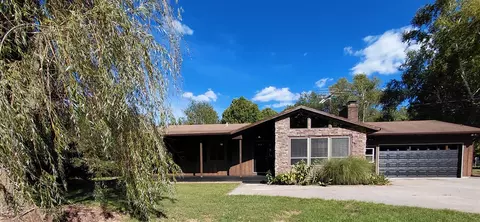 31715 30th, Paw Paw, MI 49079