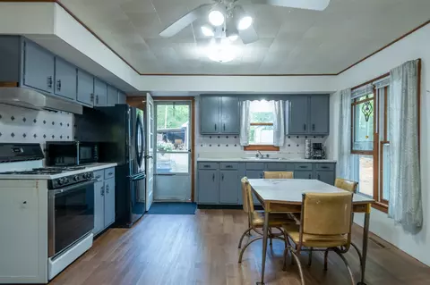 Kitchen - 23134 40th, Barryton, MI 49305 photo 1 of 2