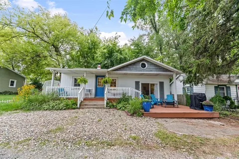 25 Ramona, New Buffalo, MI 49117