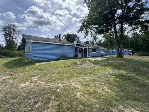 1626 E Van Buren, White Cloud, MI 49349