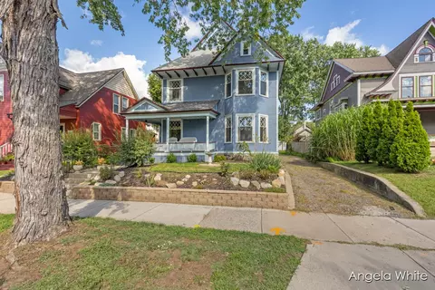 710 College, Grand Rapids, MI 49503