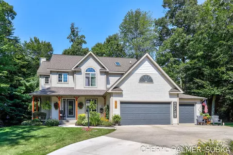 6735 Beech Crk, Fruitport, MI 49415